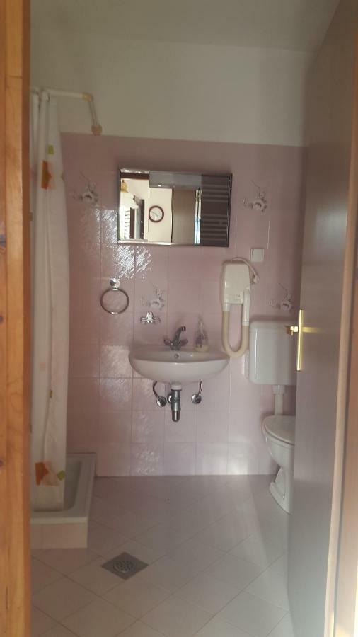 ŽbandajLjubicaアパートメント エクステリア 写真